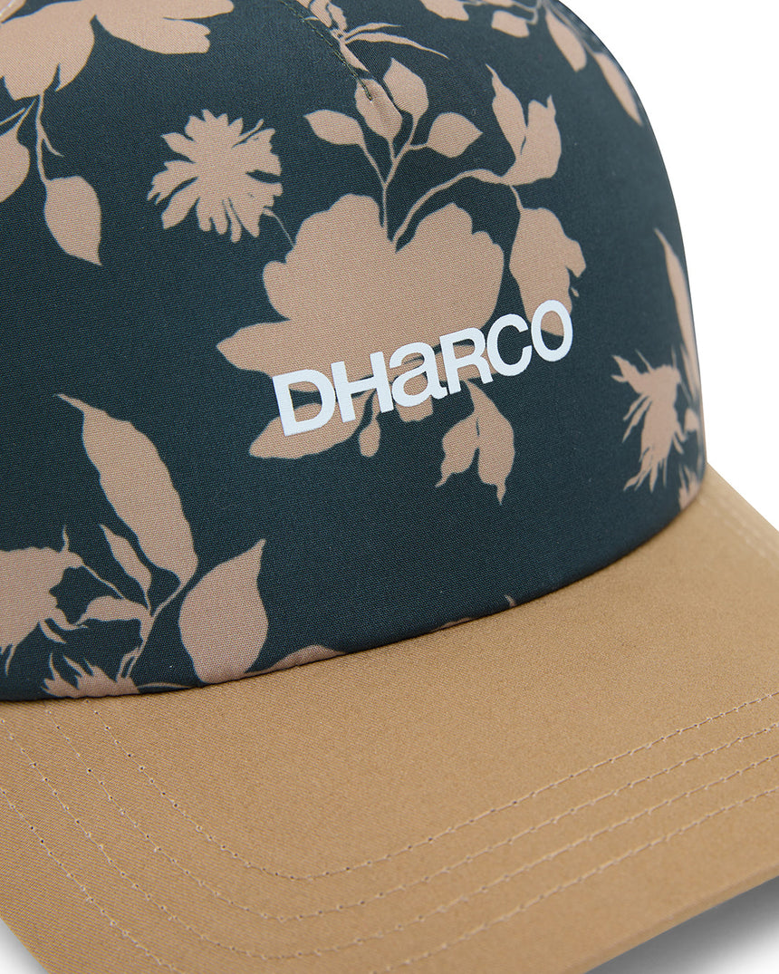 Curved Peak Trucker | Louis