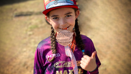 Dharco Rider Valentina Pelayo