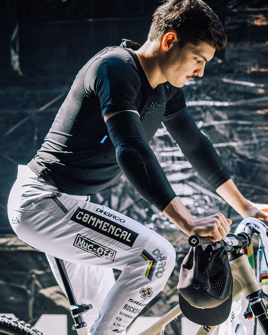 Gravity Elbow Pad