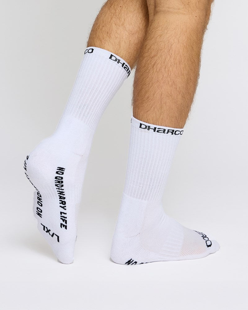 2 Pack: Black & White | Crew Socks