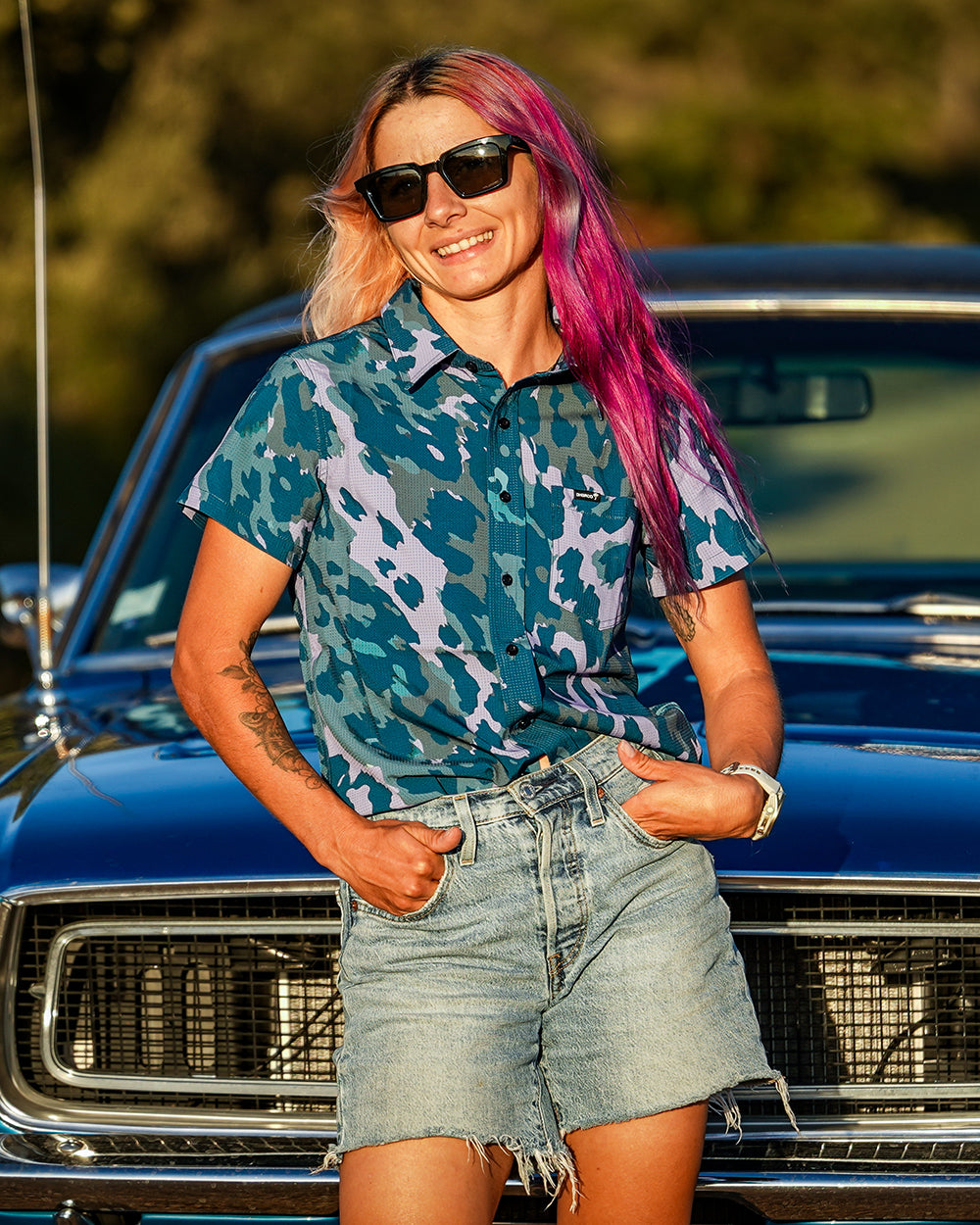 Womens Tech Party Shirt | Isa Signature - Purple Leopard